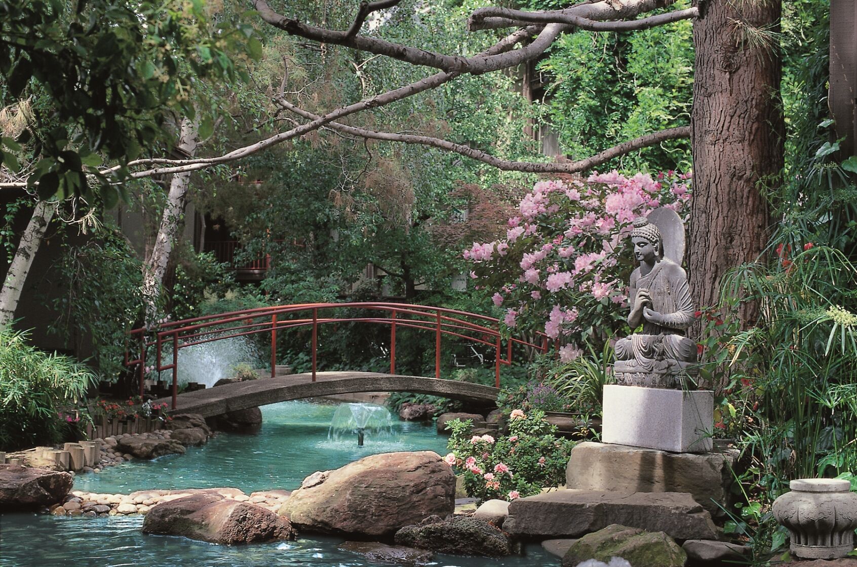 Dinah'S Garden Hotel Palo Alto Buitenkant foto